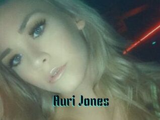 Auri_Jones