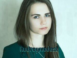 Audreymodest