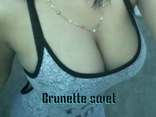 Brunette_swet