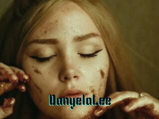 DanyelaLee