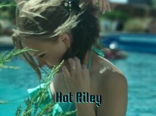 Hot_Riley