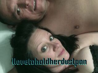 Ilovetoholdherdustpan