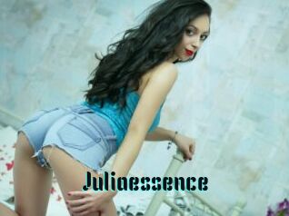 Juliaessence