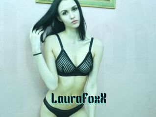 LauraFoxX