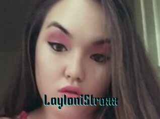 LayloniStroxx