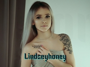 Lindseyhoney