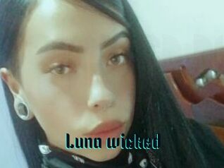 Luna_wicked