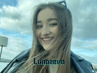 Lunaxeva