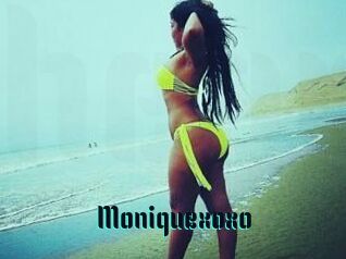 Moniquexoxo