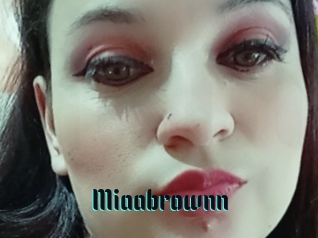 Miaabrownn