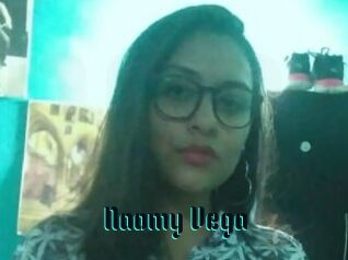 Naomy_Vega