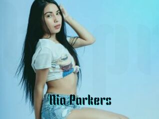 Nia_Parkers