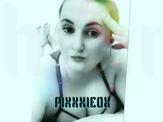 PIXXXIEOX
