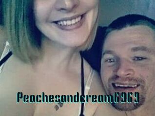Peachesandcream6969