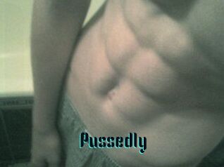 Pussedly