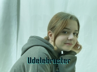 Udelebruster